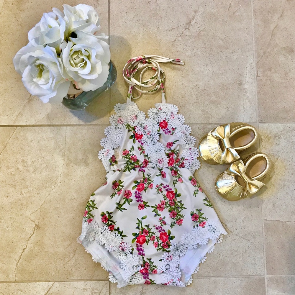 ✨ 0-9 Month FULL OUTFIT Floral Romper + Shoes ✨